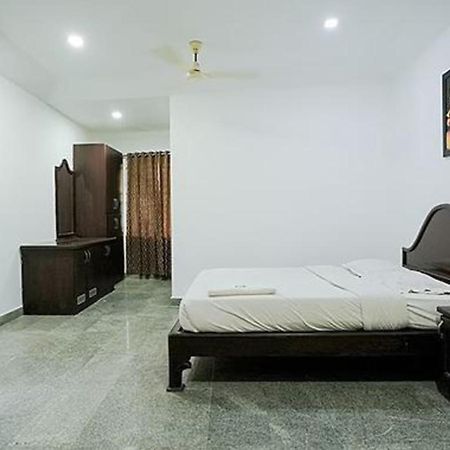 Fabhotel Lime Light Kochi 외부 사진