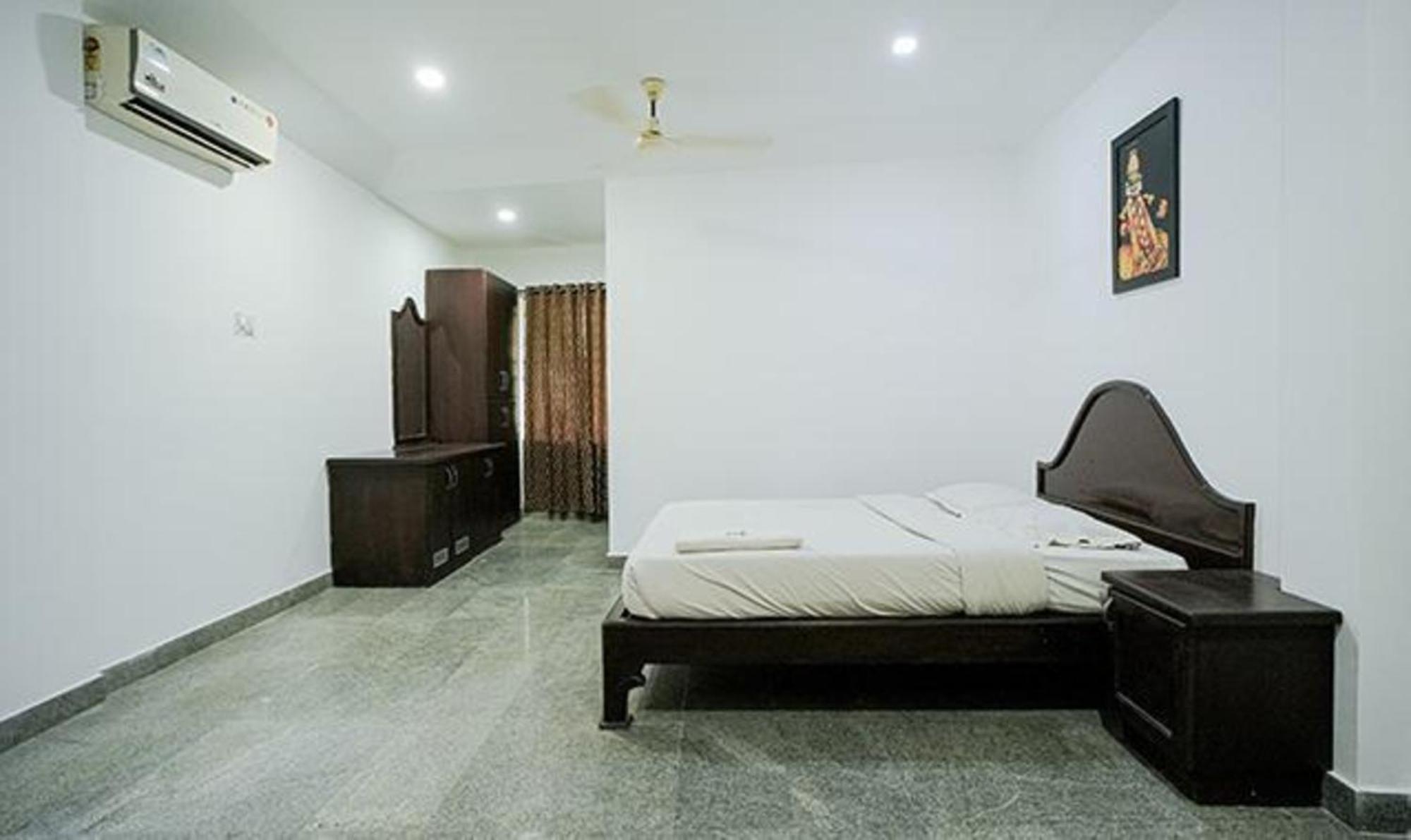 Fabhotel Lime Light Kochi 외부 사진